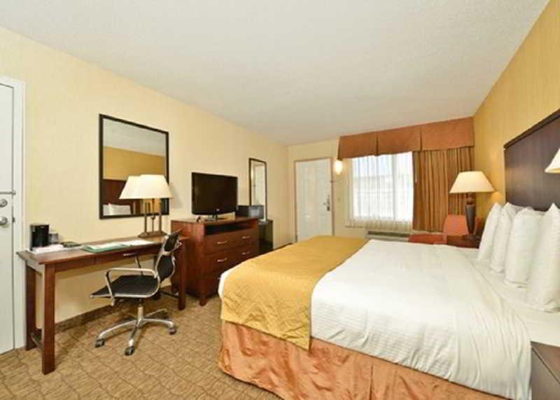 Quality Inn & Suites Ogallala Eksteriør billede