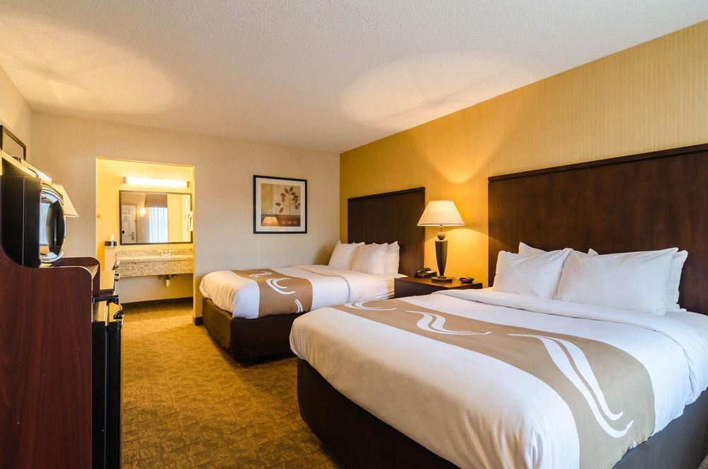 Quality Inn & Suites Ogallala Eksteriør billede