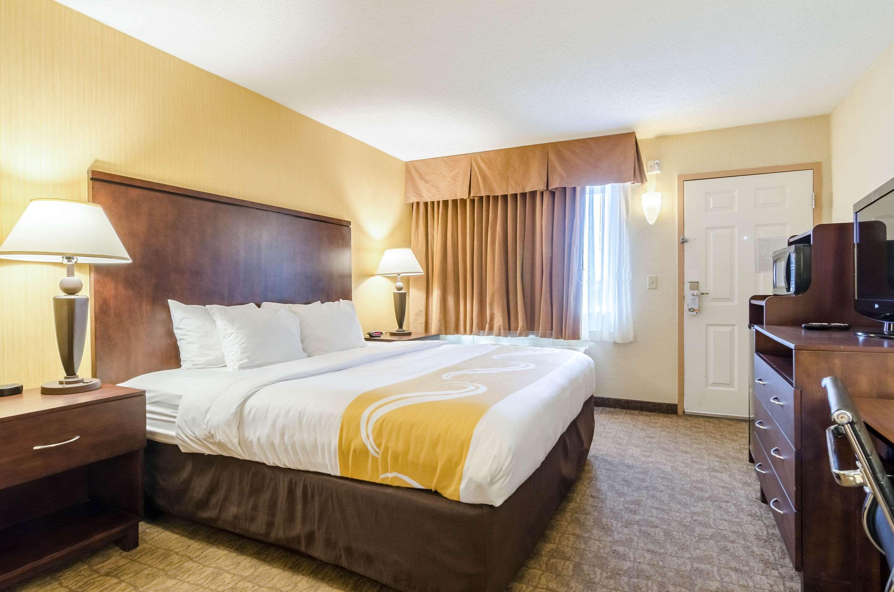 Quality Inn & Suites Ogallala Eksteriør billede